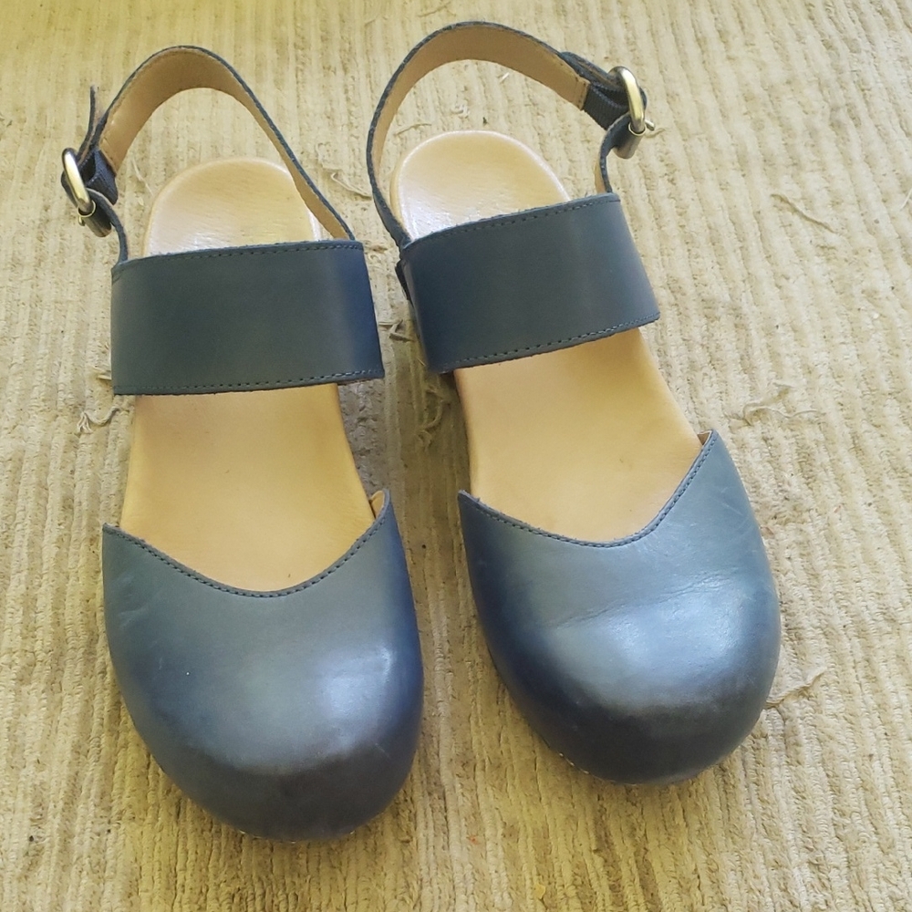 DANSKO clogs